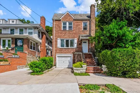 6112 Fieldston Rd, New York, NY 10471