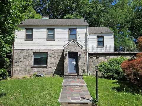 111 Bateman Pl, Mount Vernon, NY 10552