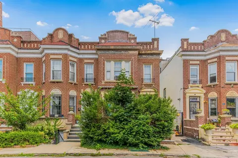 10 Martense Ct, Brooklyn, NY 11226