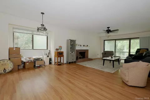 129 Heritage Hls #A, Somers, NY 10589