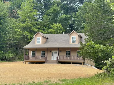 35 Papuga Rd, Shawangunk, NY 12566