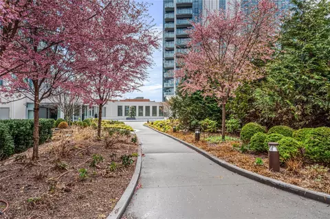 133-36 37th Ave #10, New York, NY 11354