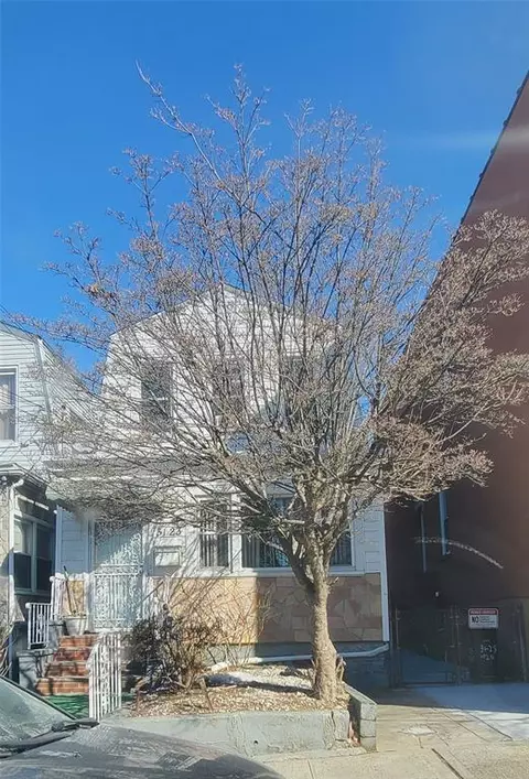 3123 102nd St, New York, NY 11369