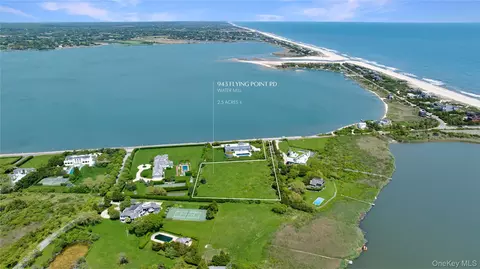 943 Flying Point Rd, Southampton, NY 11976