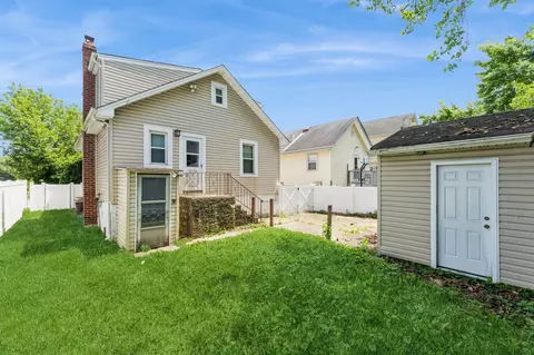 405 Hamilton Ave, Hewlett, NY 11557