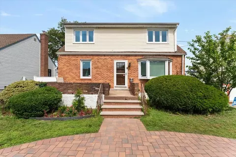 1434 Noel Ave, Hewlett, NY 11557
