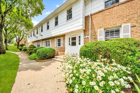 110 Parkside Dr #110, Ramapo, NY 10901