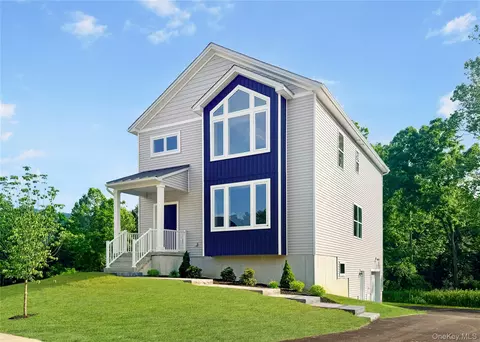 57 Townsend St, Beacon, NY 12508