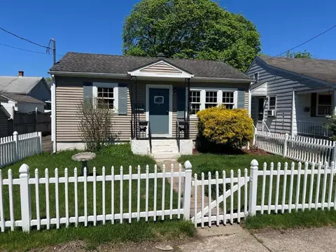 4 Harold St, Port Jervis, NY 12771