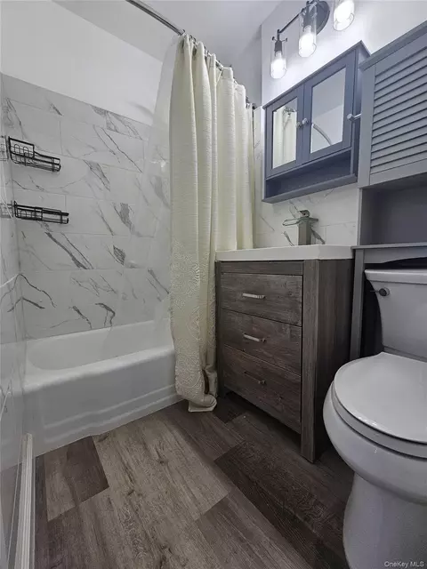 34-43 60 St UNIT NEW, York, NY 11377
