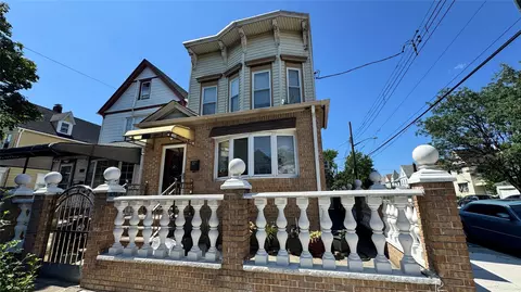 10619 97th Ave, New York, NY 11416