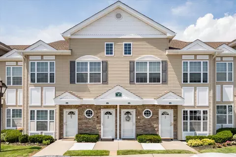217 Spring Dr, East Meadow, NY 11554