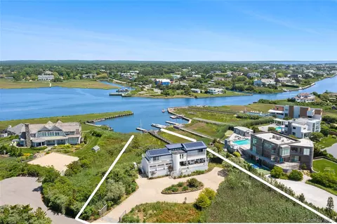 3 Waters Edge Dr, Quogue, NY 11959