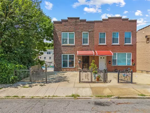 1511 Robertson Pl, New York, NY 10465