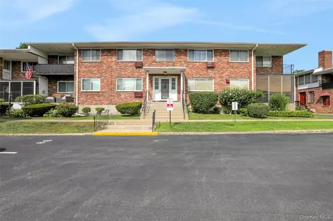 810 Blooming Grove Tpke #88, New Windsor, NY 12553