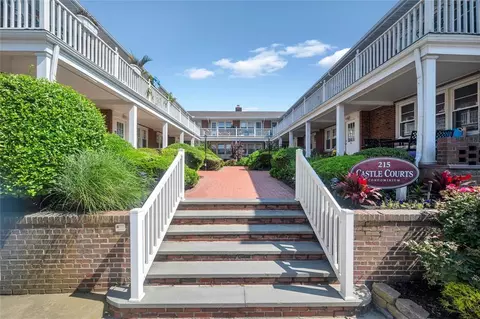 215 W Broadway #M3, Long Beach, NY 11561