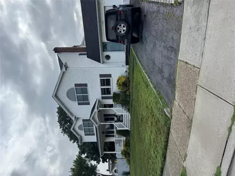 1591 Forest Lake Blvd, Wantagh, NY 11793