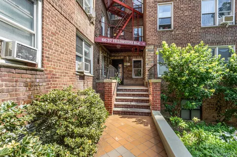 66-37 Yellowstone Blvd #6G, Forest Hills, NY 11375