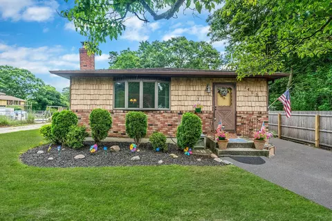 1465 Ocean Ave, Bohemia, NY 11716