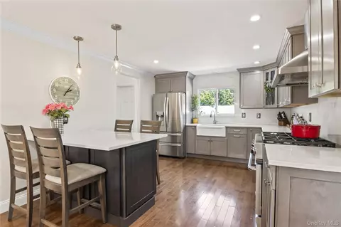 3483 Steven Rd, Baldwin, NY 11510