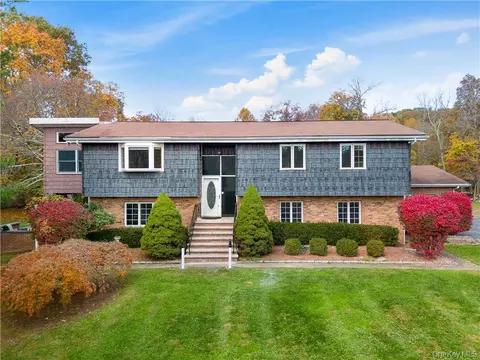 193 Mount Airy Rd W, Cortlandt, NY 10520
