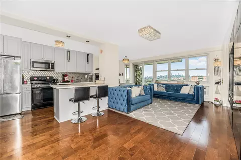 825 Morrison Ave #19C, New York, NY 10473