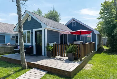 144 Ocean Rd, Ocean Beach, NY 11770