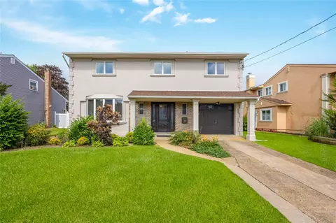3517 Milburn Ave, Baldwin, NY 11510