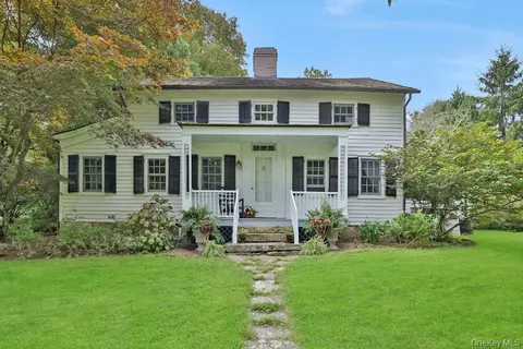 20 Salem Rd, Pound Ridge, NY 10576