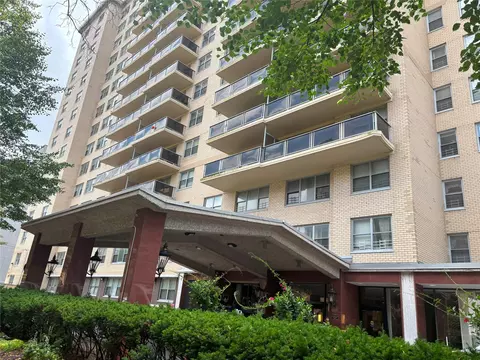 175-20 Wexford Ter #4K, New York, NY 11432