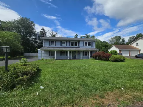 8 Stella Dr, Ramapo, NY 10977 photo 1
