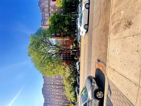 141-25 Northern Blvd #C17, New York, NY 11354
