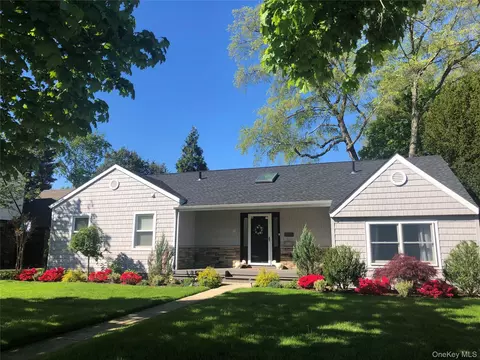 44 Keeler Ave, Merrick, NY 11566