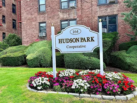 164 Church St #1H, New Rochelle, NY 10805