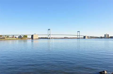 View/Area - 74 Aster Pl #74, New York, NY 10465 photo 6 of 9