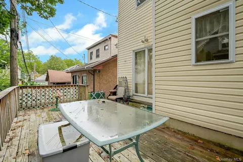 Exterior - 74 Aster Pl #74, New York, NY 10465 photo 3 of 10