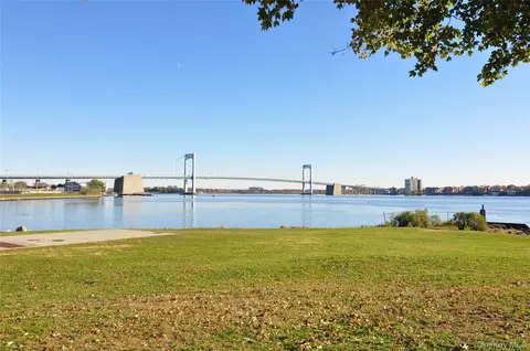 View/Area - 74 Aster Pl #74, New York, NY 10465 photo 5 of 9