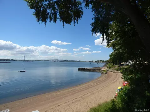 View/Area - 74 Aster Pl #74, New York, NY 10465 photo 3 of 9