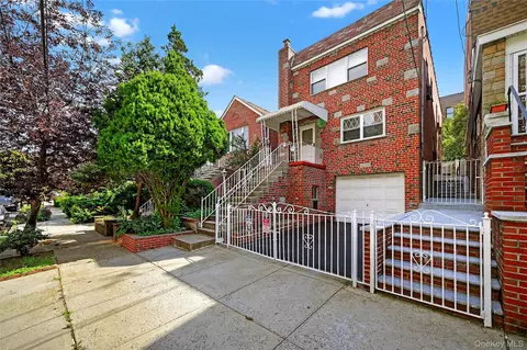 2166 Paulding Ave, New York, NY 10462