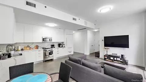 1414 W 4th St #PENTHOUSE 5, Brooklyn, NY 11204