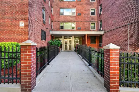 1010 Sherman Ave #5B, New York, NY 10456