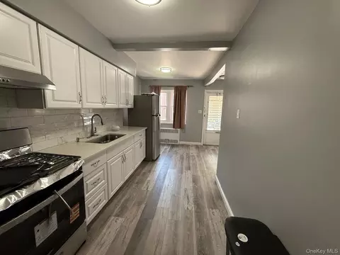 2369 Bragg St, Brooklyn, NY 11229