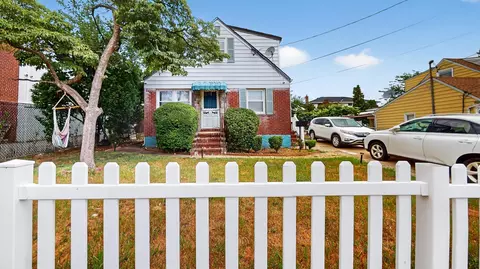 1332 A St, Elmont, NY 11003