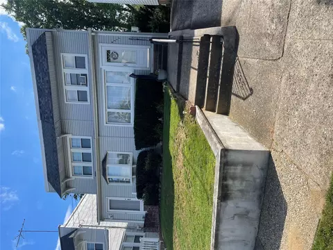 43-17 248th St, New York, NY 11363