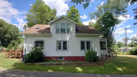 363 Burlingham Rd, Mamakating, NY 12721