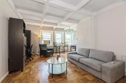147-35 Village Rd #35D, Jamaica, NY 11435