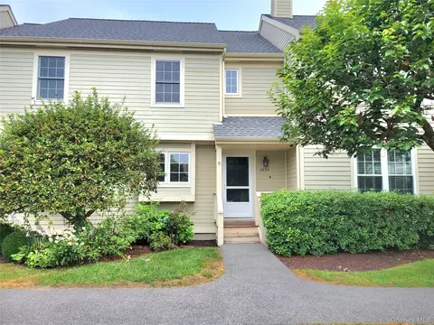 3804 Buttonwood Ln, Carmel Hamlet, NY 10512