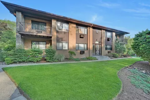 3 W Lawrence Park Dr #7, Orangetown, NY 10968