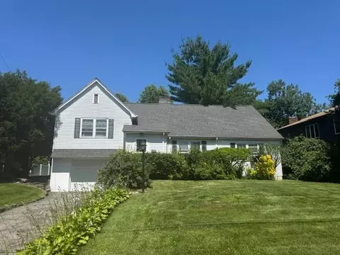 45 White Rd, Scarsdale, NY 10583
