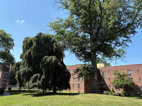 147-31 38th Ave #A64, Flushing, NY 11354